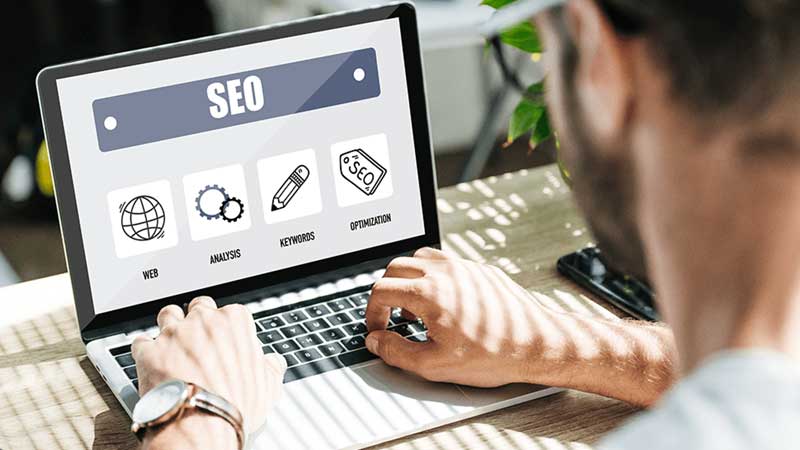 The Difference Between DIY SEO vs. Hiring an SEO Agency